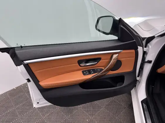 BMW SERIE 4 GRAN COUPE F36 LCI - voiture d'occasion - Photo 19