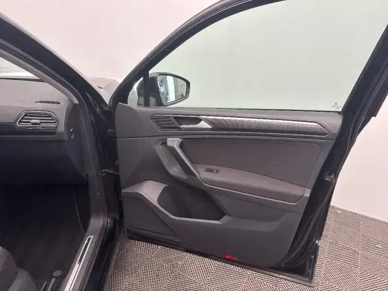 VOLKSWAGEN TIGUAN II - voiture d'occasion - Photo 20