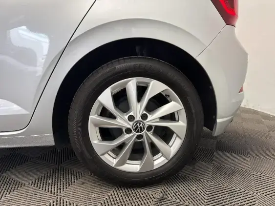 VOLKSWAGEN POLO VI - voiture d'occasion - Photo 24