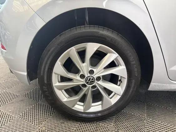 VOLKSWAGEN POLO VI - voiture d'occasion - Photo 25