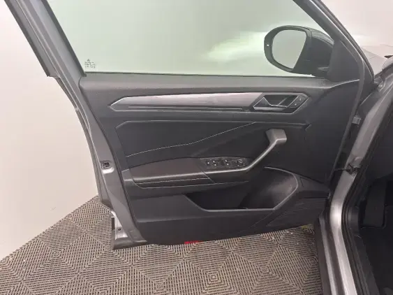 VOLKSWAGEN T-ROC - voiture d'occasion - Photo 19