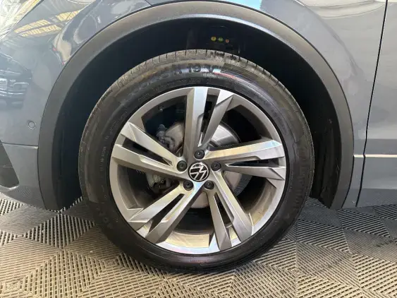 VOLKSWAGEN TIGUAN II - voiture d'occasion - Photo 22