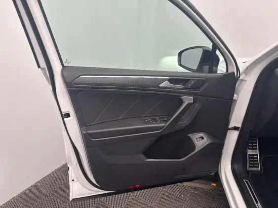 VOLKSWAGEN TIGUAN ALLSPACE - voiture d'occasion - Photo 19