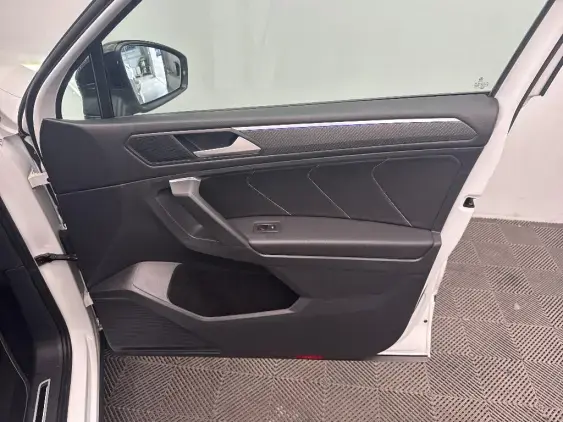 VOLKSWAGEN TIGUAN ALLSPACE - voiture d'occasion - Photo 20