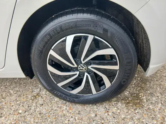 VOLKSWAGEN POLO VI - voiture d'occasion - Photo 23
