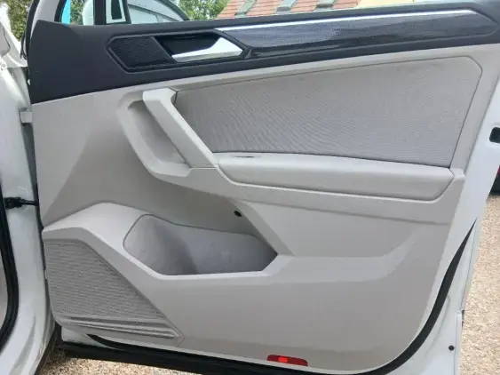 VOLKSWAGEN TIGUAN II - voiture d'occasion - Photo 20