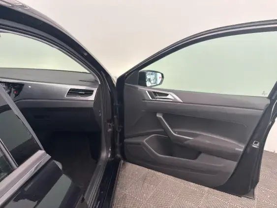 VOLKSWAGEN POLO VI - voiture d'occasion - Photo 20