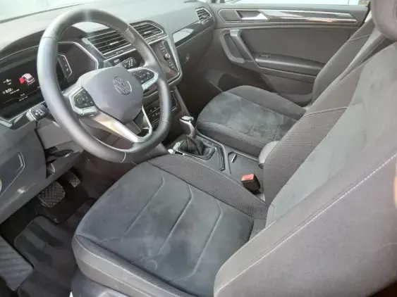 VOLKSWAGEN TIGUAN II - voiture d'occasion - Photo 18