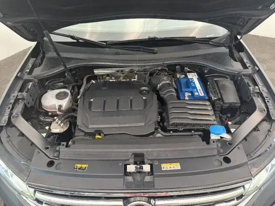 VOLKSWAGEN TIGUAN II - voiture d'occasion - Photo 20