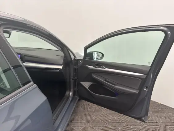 VOLKSWAGEN GOLF VIII - voiture d'occasion - Photo 20