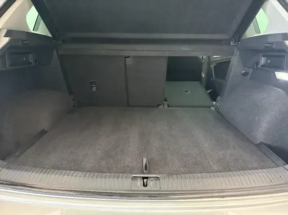 VOLKSWAGEN TIGUAN II - voiture d'occasion - Photo 16
