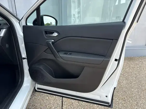 RENAULT CAPTUR II - voiture d'occasion - Photo 18