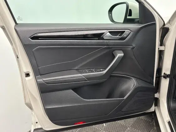 VOLKSWAGEN T-ROC - voiture d'occasion - Photo 19