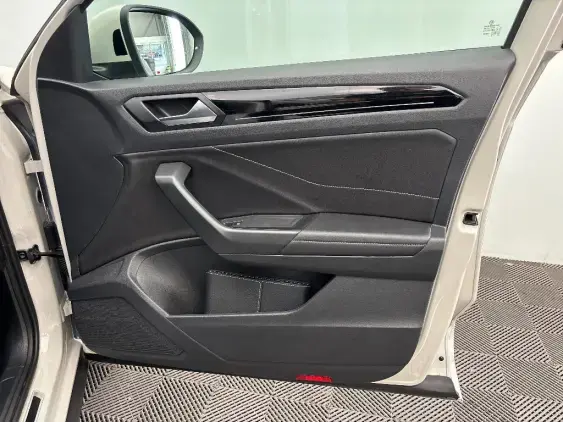 VOLKSWAGEN T-ROC - voiture d'occasion - Photo 20