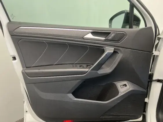 VOLKSWAGEN TIGUAN II - voiture d'occasion - Photo 19