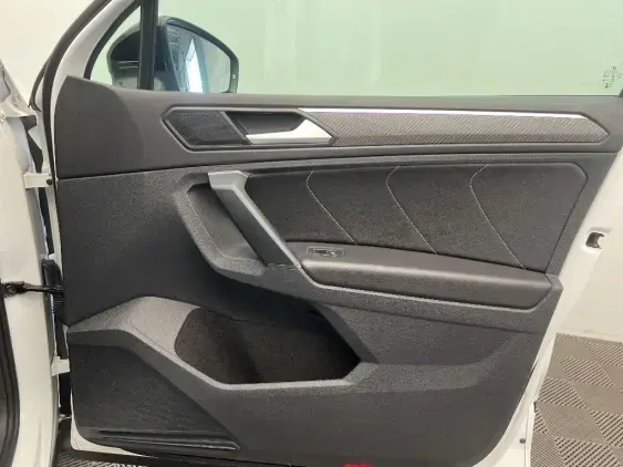 VOLKSWAGEN TIGUAN II - voiture d'occasion - Photo 20