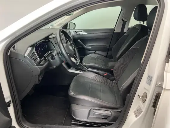 VOLKSWAGEN POLO VI - voiture d'occasion - Photo 18