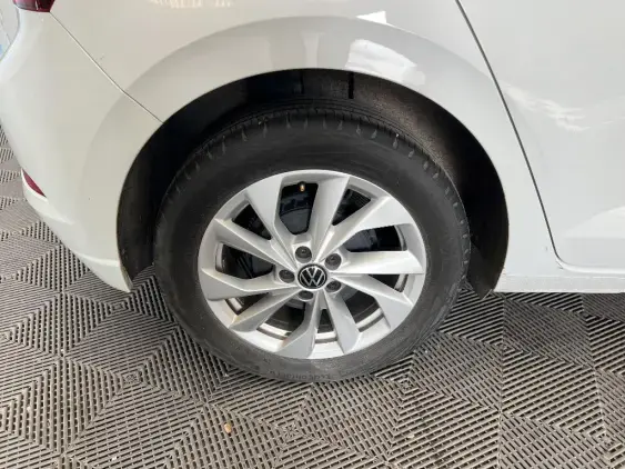 VOLKSWAGEN POLO VI - voiture d'occasion - Photo 25