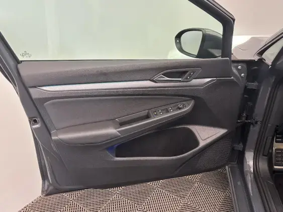 VOLKSWAGEN GOLF VIII - voiture d'occasion - Photo 19