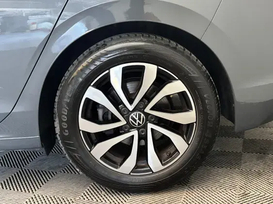 VOLKSWAGEN GOLF VIII - voiture d'occasion - Photo 24