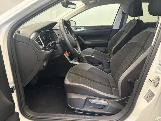 VOLKSWAGEN POLO VI - voiture d'occasion - Photo 17