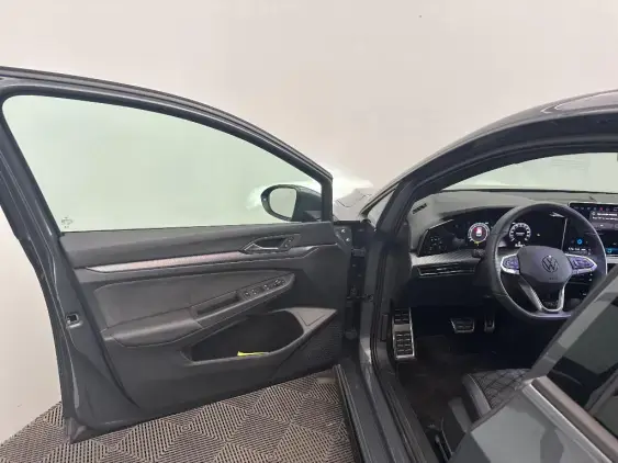 VOLKSWAGEN GOLF VIII - voiture d'occasion - Photo 17