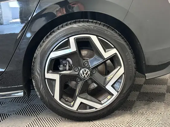 VOLKSWAGEN GOLF VIII - voiture d'occasion - Photo 22