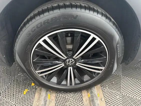 VOLKSWAGEN TIGUAN II - voiture d'occasion - Photo 25