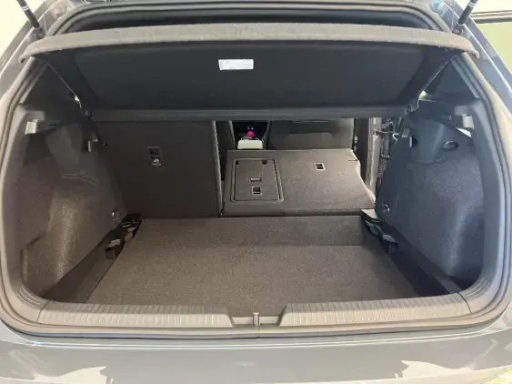 VOLKSWAGEN GOLF VIII - voiture d'occasion - Photo 16