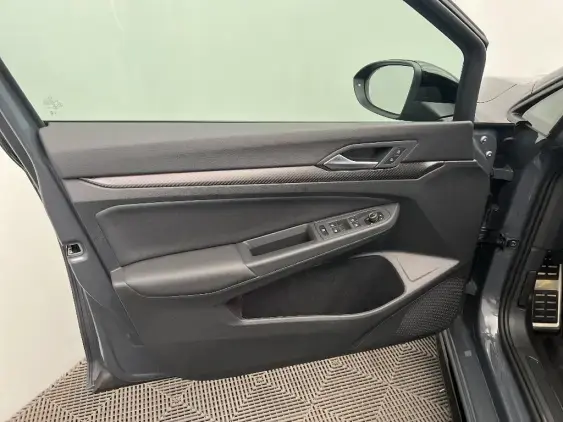 VOLKSWAGEN GOLF VIII - voiture d'occasion - Photo 19