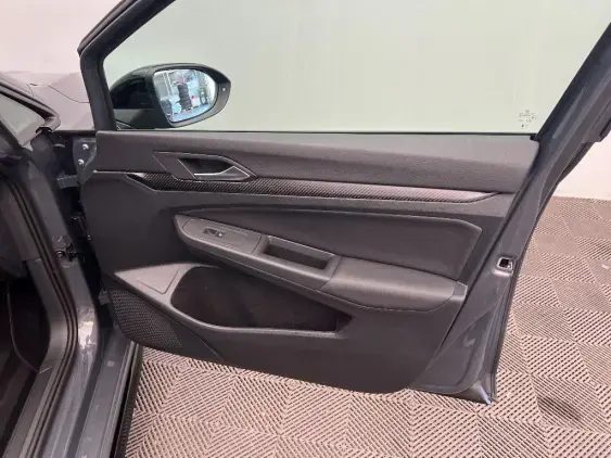 VOLKSWAGEN GOLF VIII - voiture d'occasion - Photo 20
