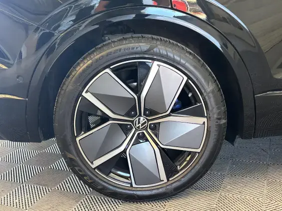 VOLKSWAGEN TOUAREG III - voiture d'occasion - Photo 25