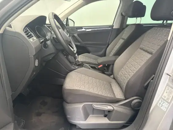 VOLKSWAGEN TIGUAN II - voiture d'occasion - Photo 18
