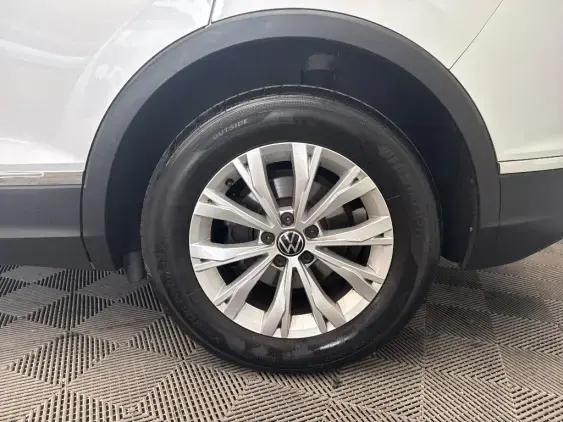 VOLKSWAGEN TIGUAN II - voiture d'occasion - Photo 24