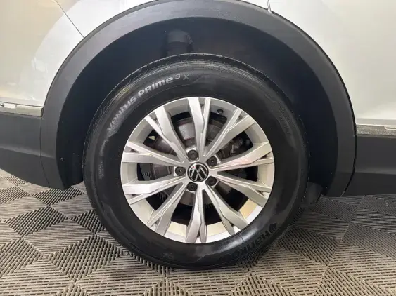 VOLKSWAGEN TIGUAN II - voiture d'occasion - Photo 25