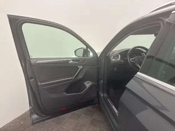 VOLKSWAGEN TIGUAN II - voiture d'occasion - Photo 18