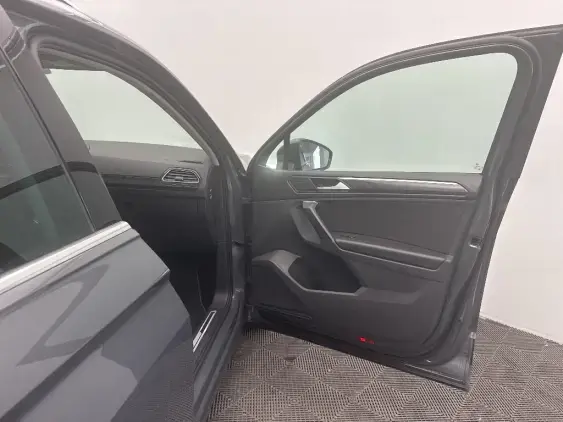 VOLKSWAGEN TIGUAN II - voiture d'occasion - Photo 19