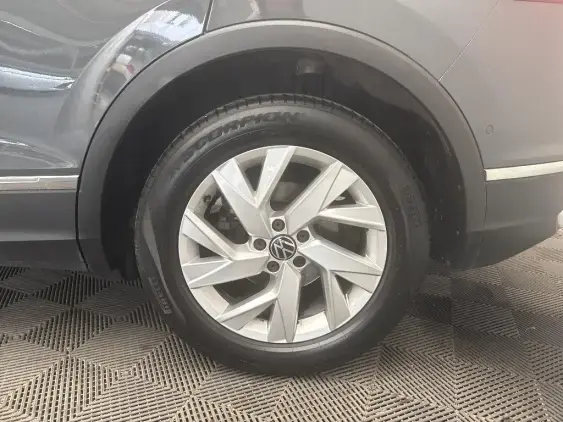 VOLKSWAGEN TIGUAN II - voiture d'occasion - Photo 23