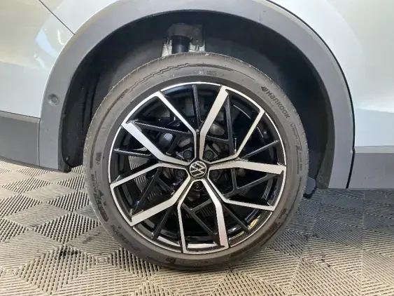 VOLKSWAGEN TIGUAN III - voiture d'occasion - Photo 23