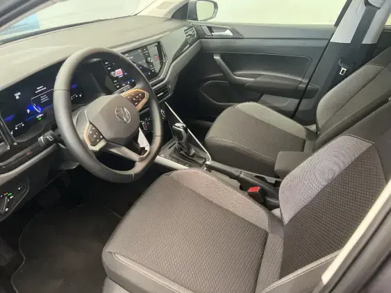 VOLKSWAGEN POLO VI - voiture d'occasion - Photo 18