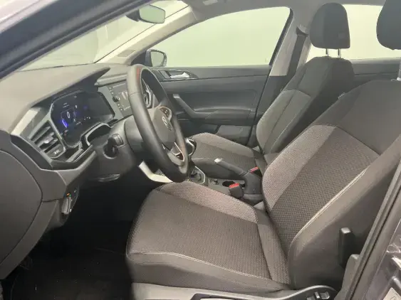 VOLKSWAGEN POLO VI - voiture d'occasion - Photo 18