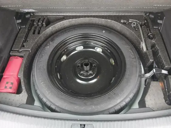VOLKSWAGEN TIGUAN II - voiture d'occasion - Photo 17