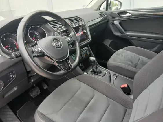 VOLKSWAGEN TIGUAN II - voiture d'occasion - Photo 18