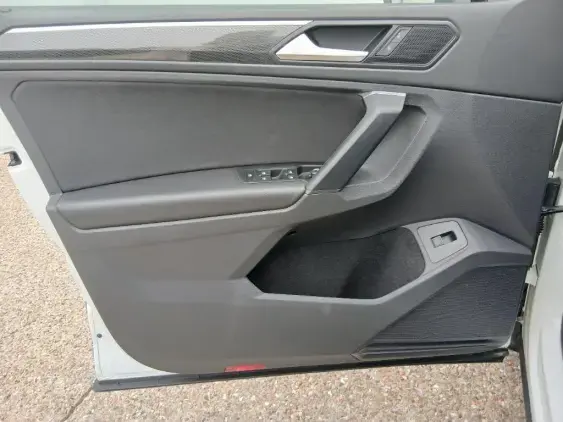 VOLKSWAGEN TIGUAN II - voiture d'occasion - Photo 19