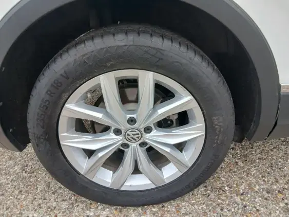 VOLKSWAGEN TIGUAN II - voiture d'occasion - Photo 25