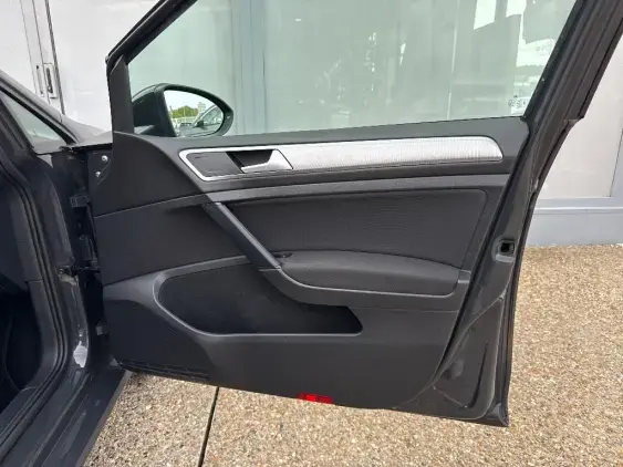 VOLKSWAGEN GOLF VII - voiture d'occasion - Photo 19