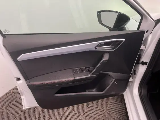 SEAT IBIZA V - voiture d'occasion - Photo 19