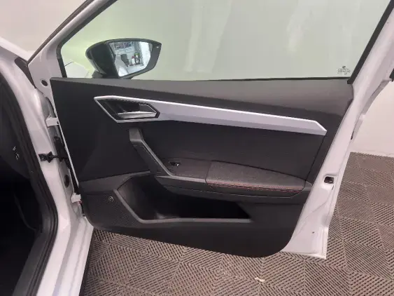 SEAT IBIZA V - voiture d'occasion - Photo 20