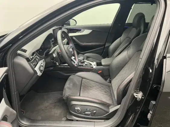 AUDI A4 AVANT - voiture d'occasion - Photo 18