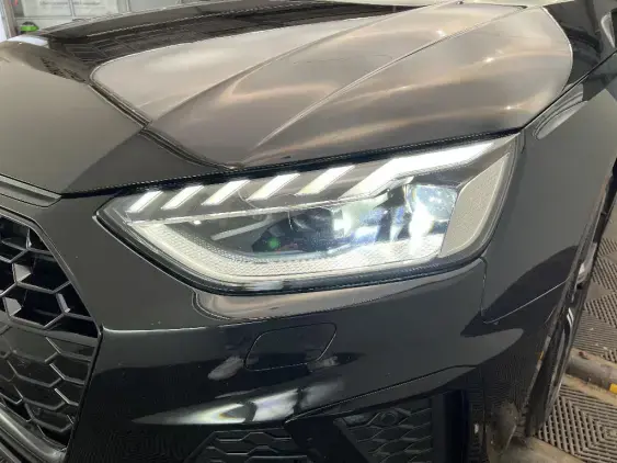 AUDI A4 AVANT - voiture d'occasion - Photo 22